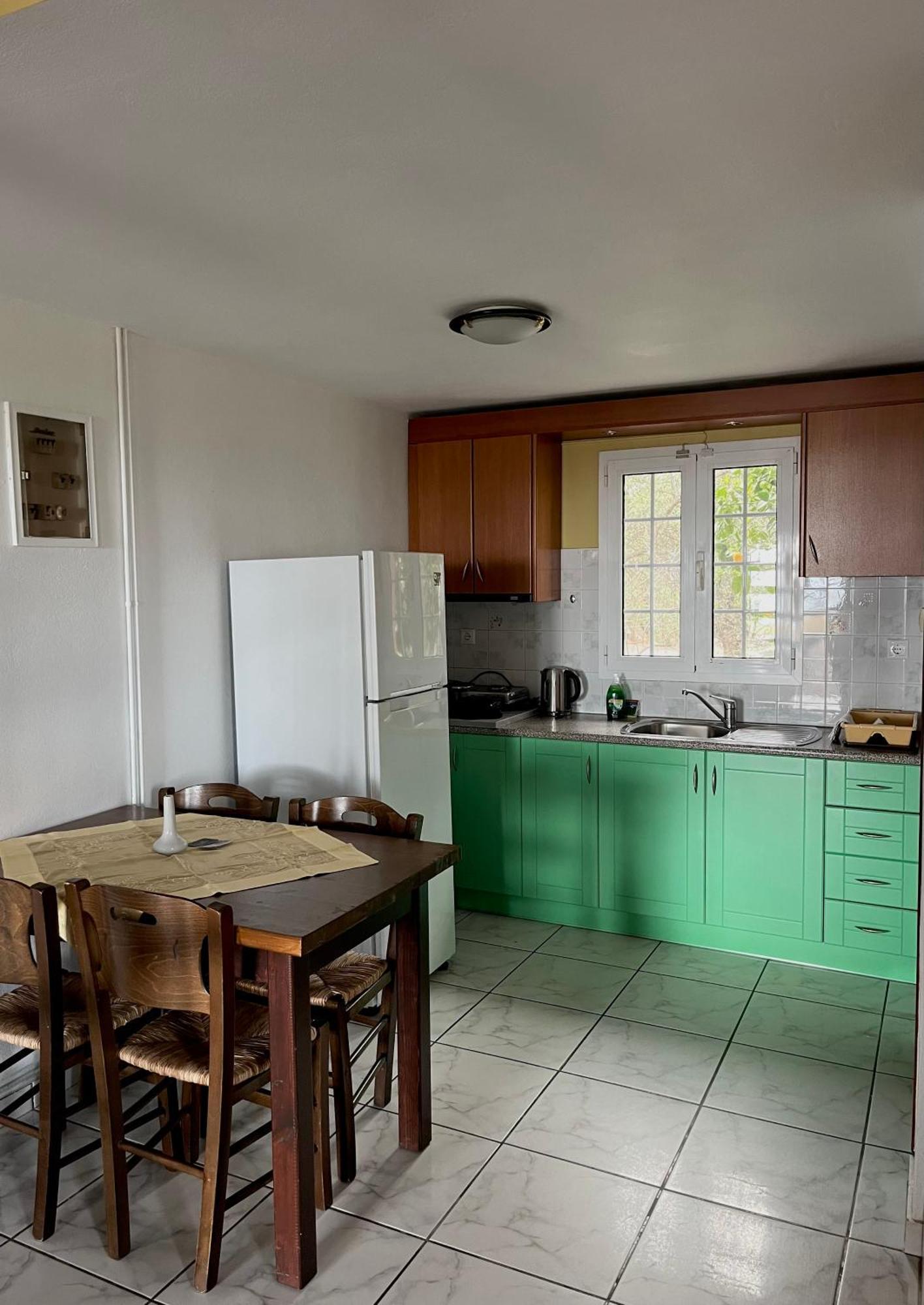 Studios Resbithas Gythio Extérieur photo